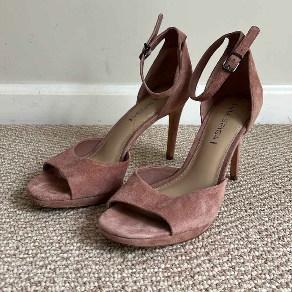 Via Spiga Suede heels, size 8